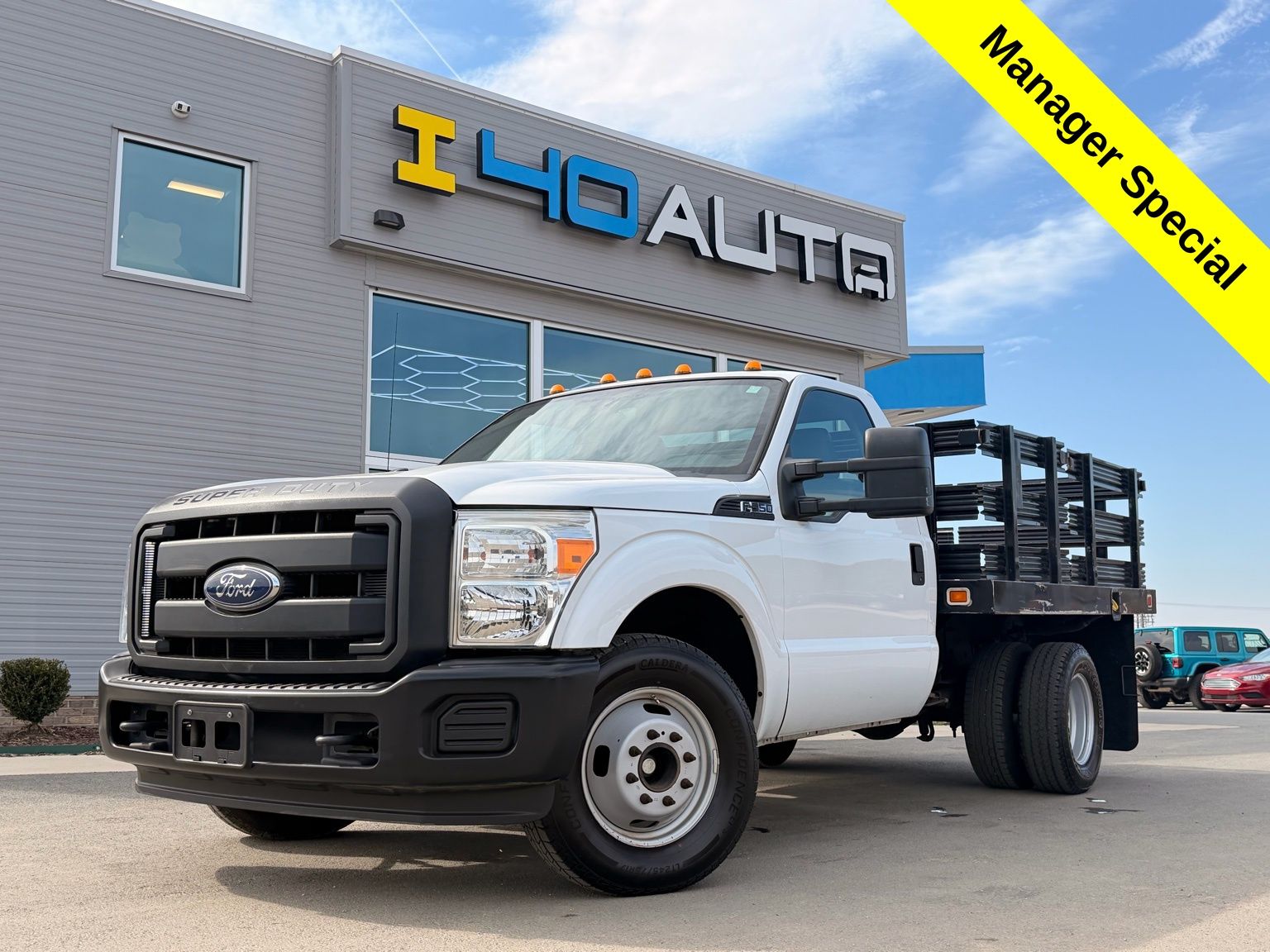 Oxford White 2015 Ford F-350 Super Duty Chassis XL DRW RWD Pickup Truck 4X2 6-Speed Automatic