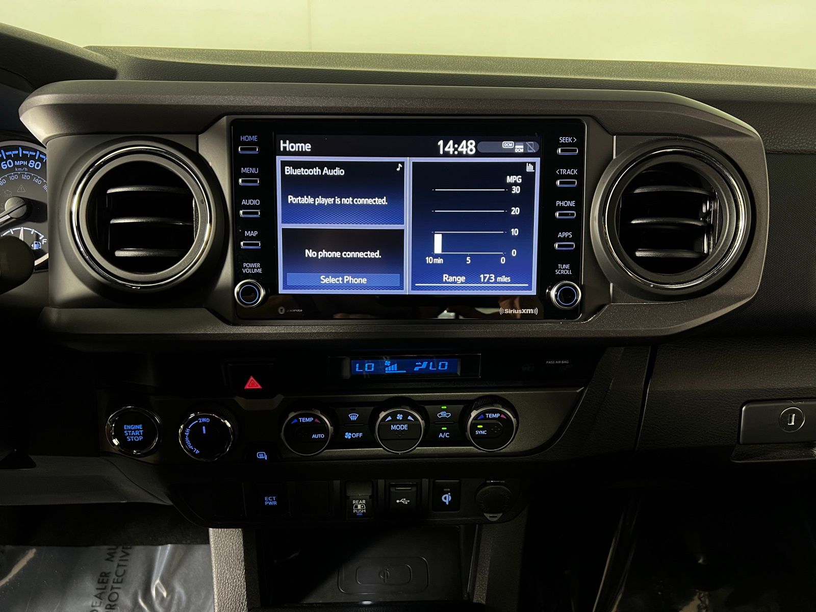 Thumbnail: 2023 Toyota Tacoma - 17