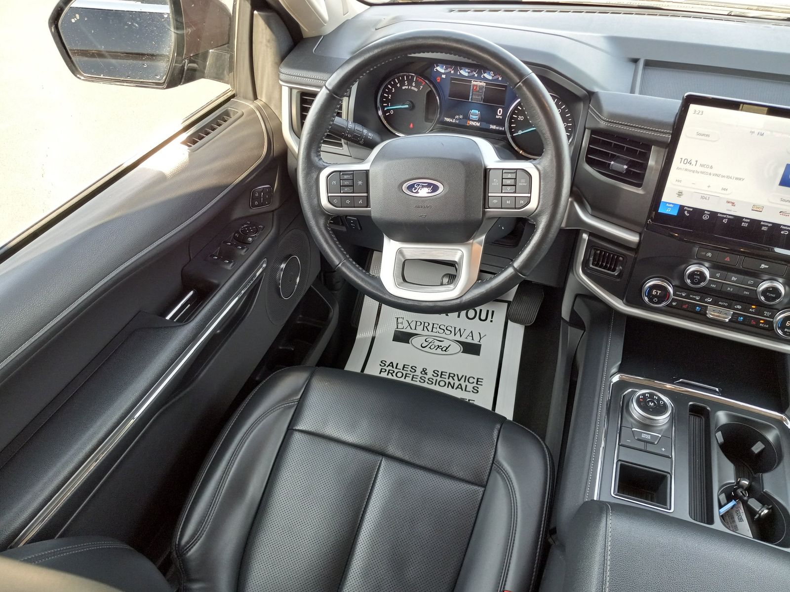 2024 Ford Expedition image 17