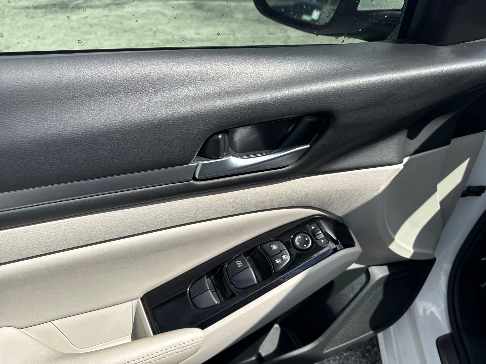 Used 2024 Nissan Altima 2.5 SL 4D Sedan