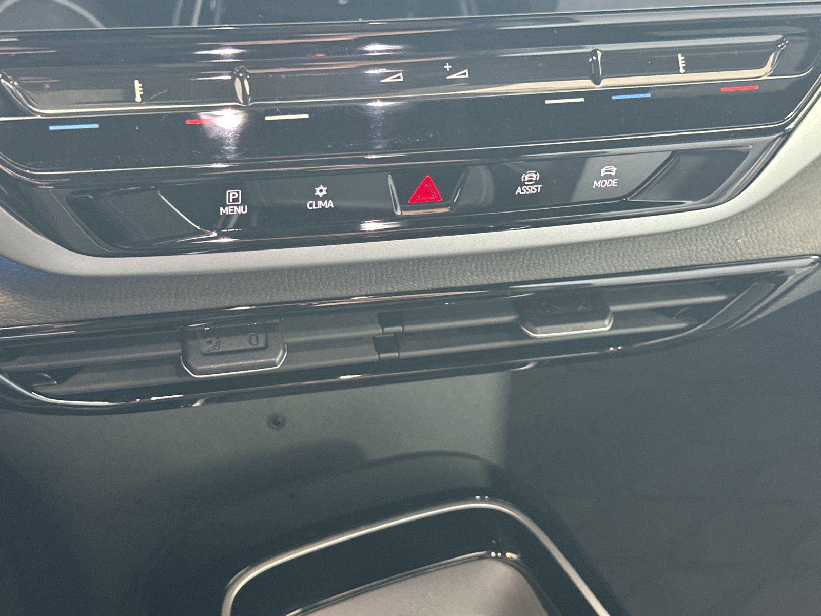 2023 Volkswagen ID.4 Pro — foto completa 21 de 28