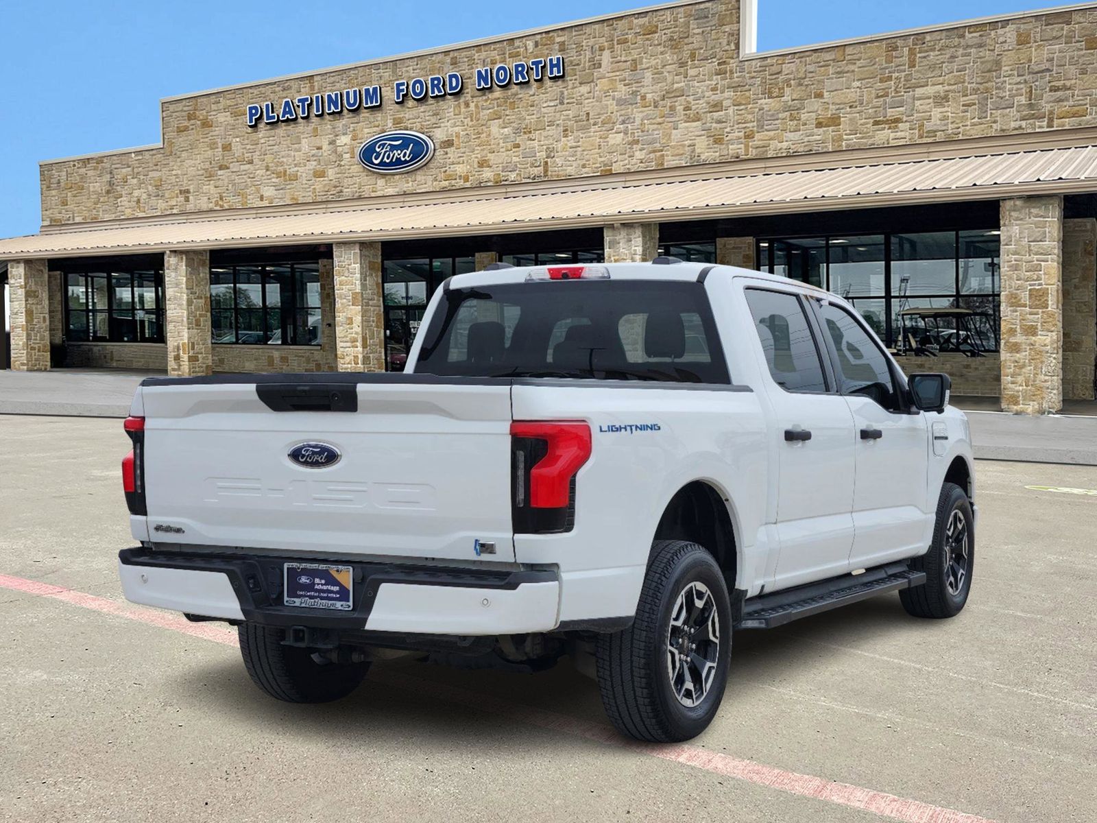 2023 Ford F-150 Lightning XLT 5