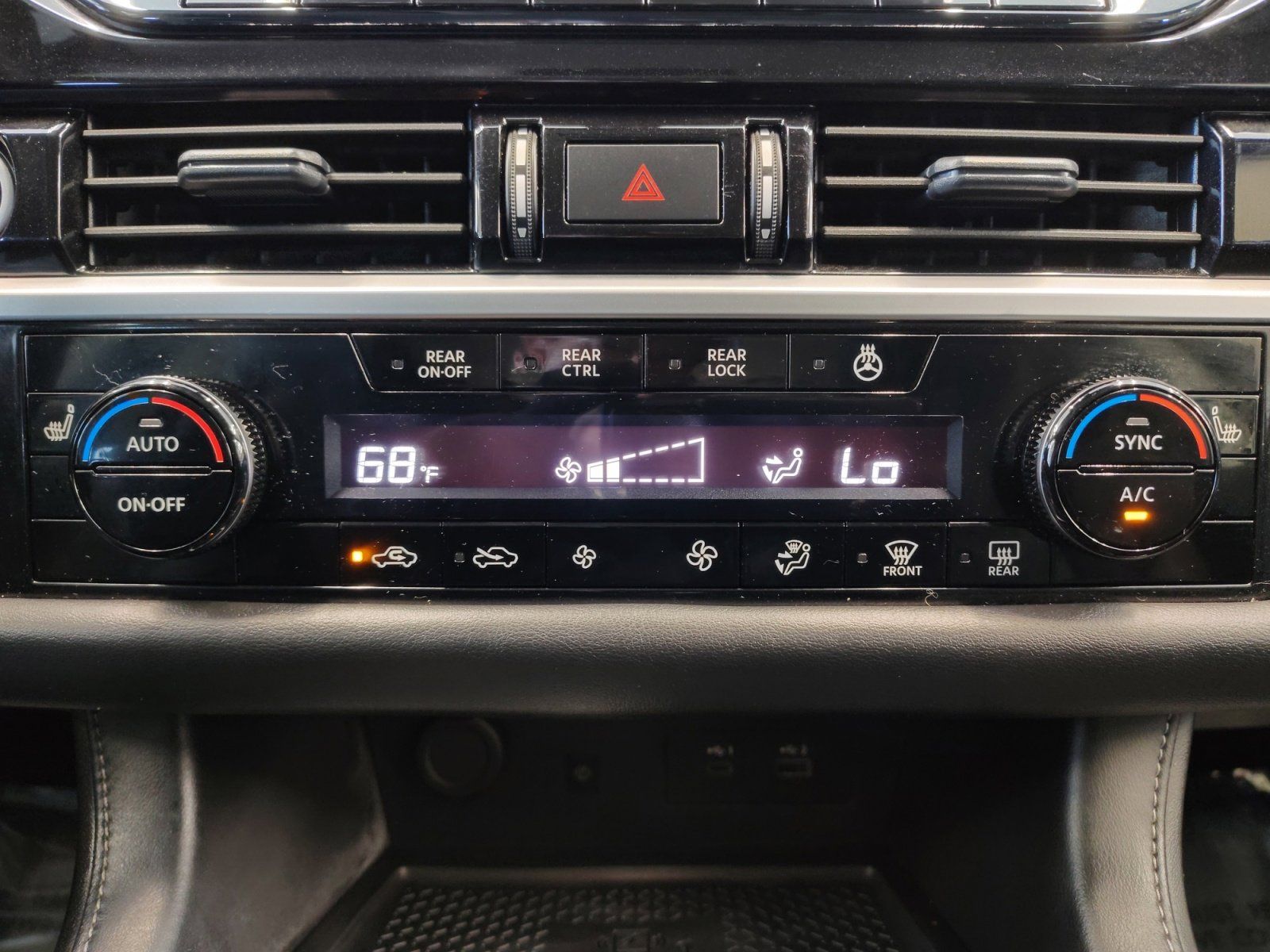 Used Car 2024 Nissan Pathfinder  Sl For Sale Under $35,000 In San Antonio, Texas