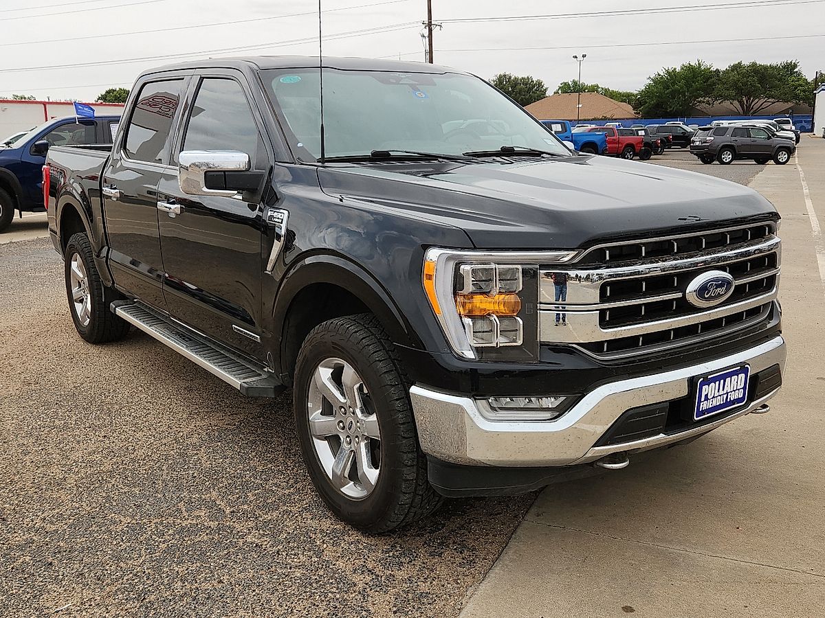 View vehicle photo 4