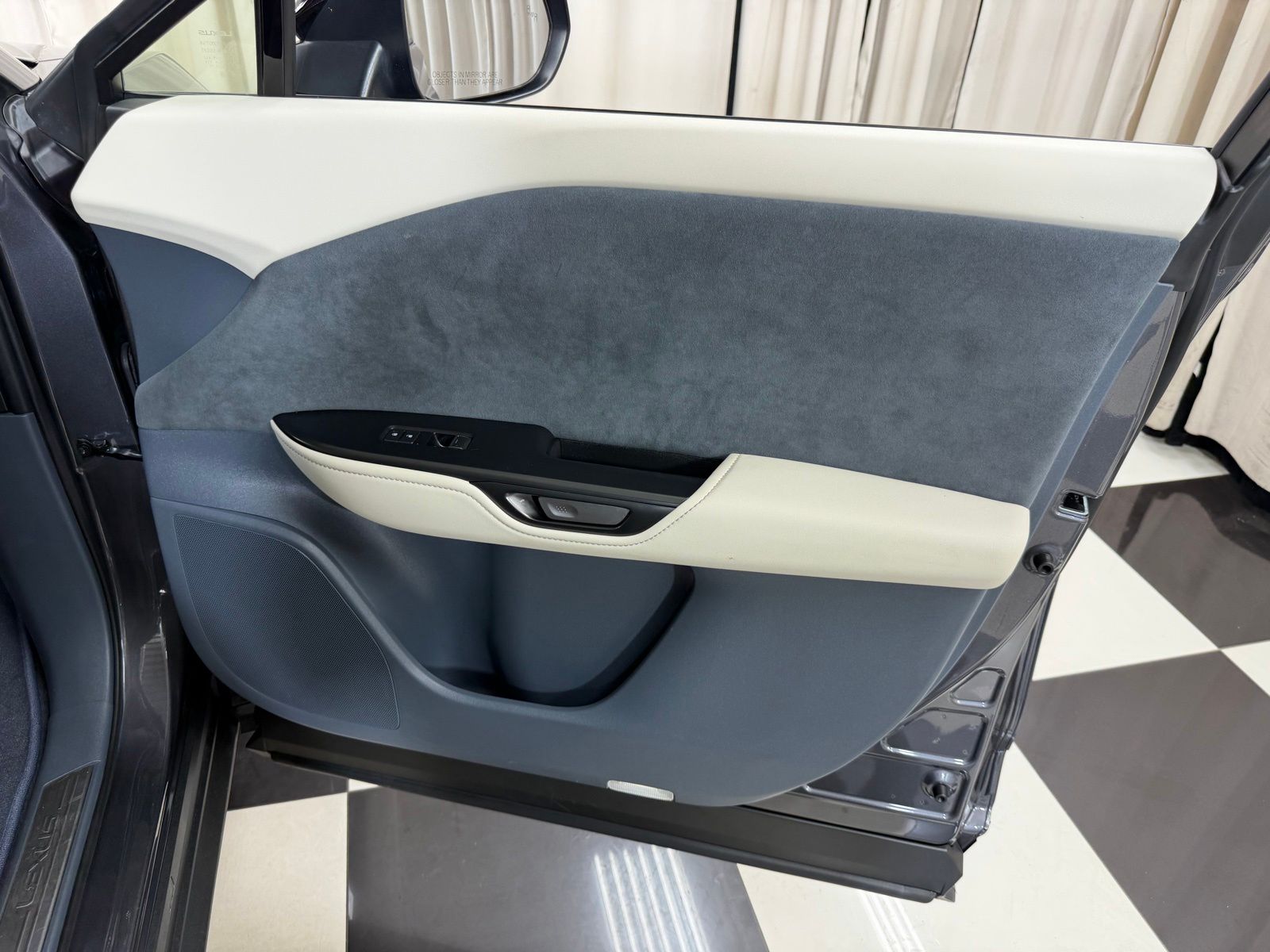Used 2023 Gray Lexus 450e Luxury image 48