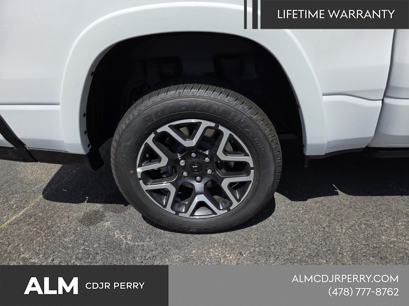 New 2026 Bright White Clear-Coat Exterior Paint RAM Laramie image 13