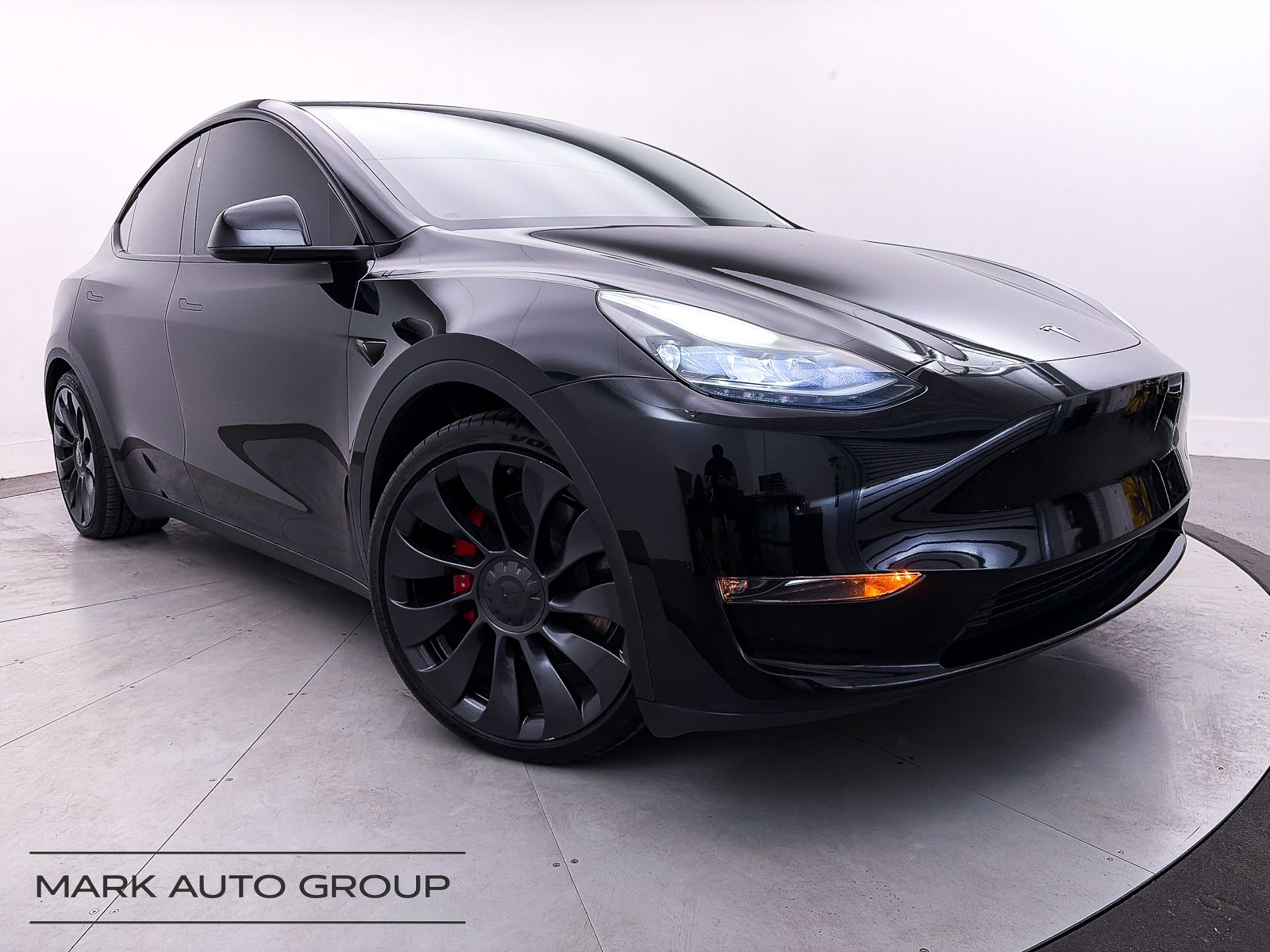 2023 Tesla Model Y Performance