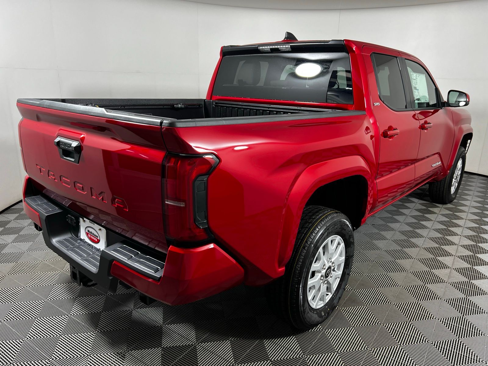 2025 Toyota Tacoma SR5 5