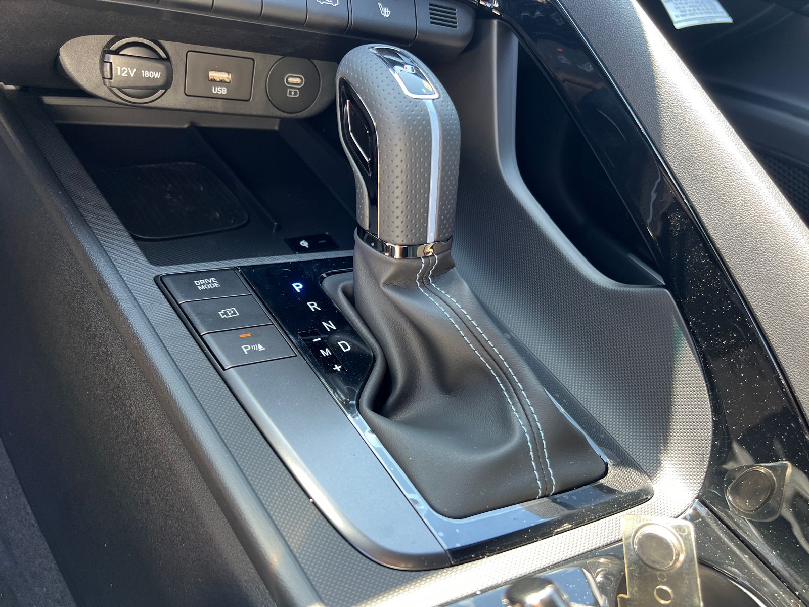 2025 Hyundai Elantra N Base photo 25