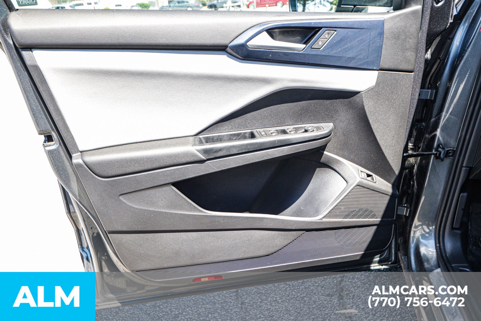2022 Volkswagen Taos SE photo 43