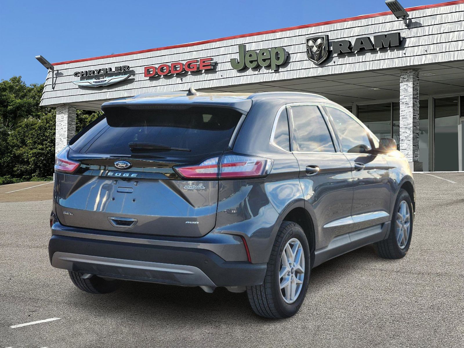 2022 Ford Edge SEL 5