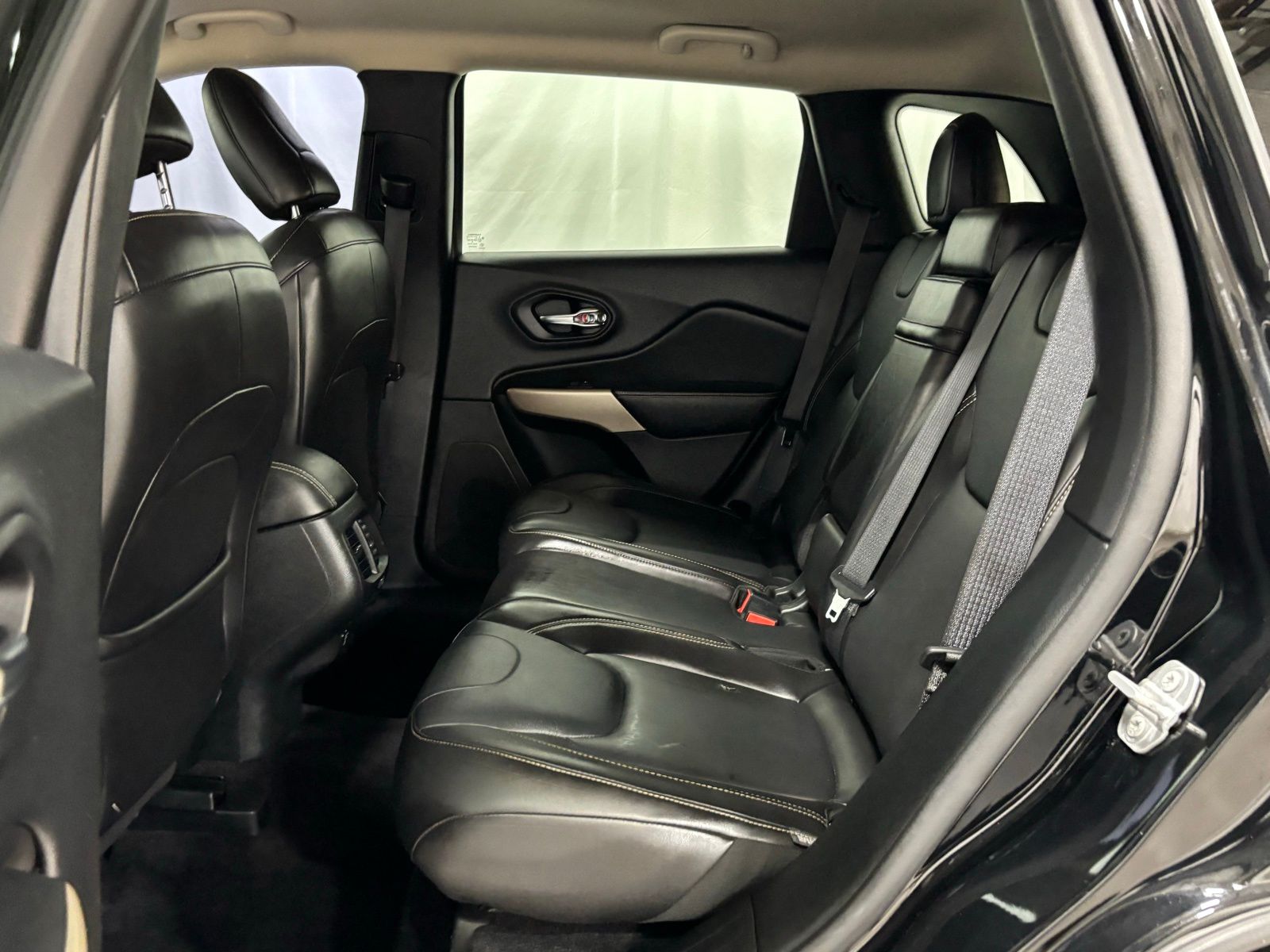Used Car 2018 Jeep Cherokee  Limited For Sale Under $20,000 In Austin, Texas