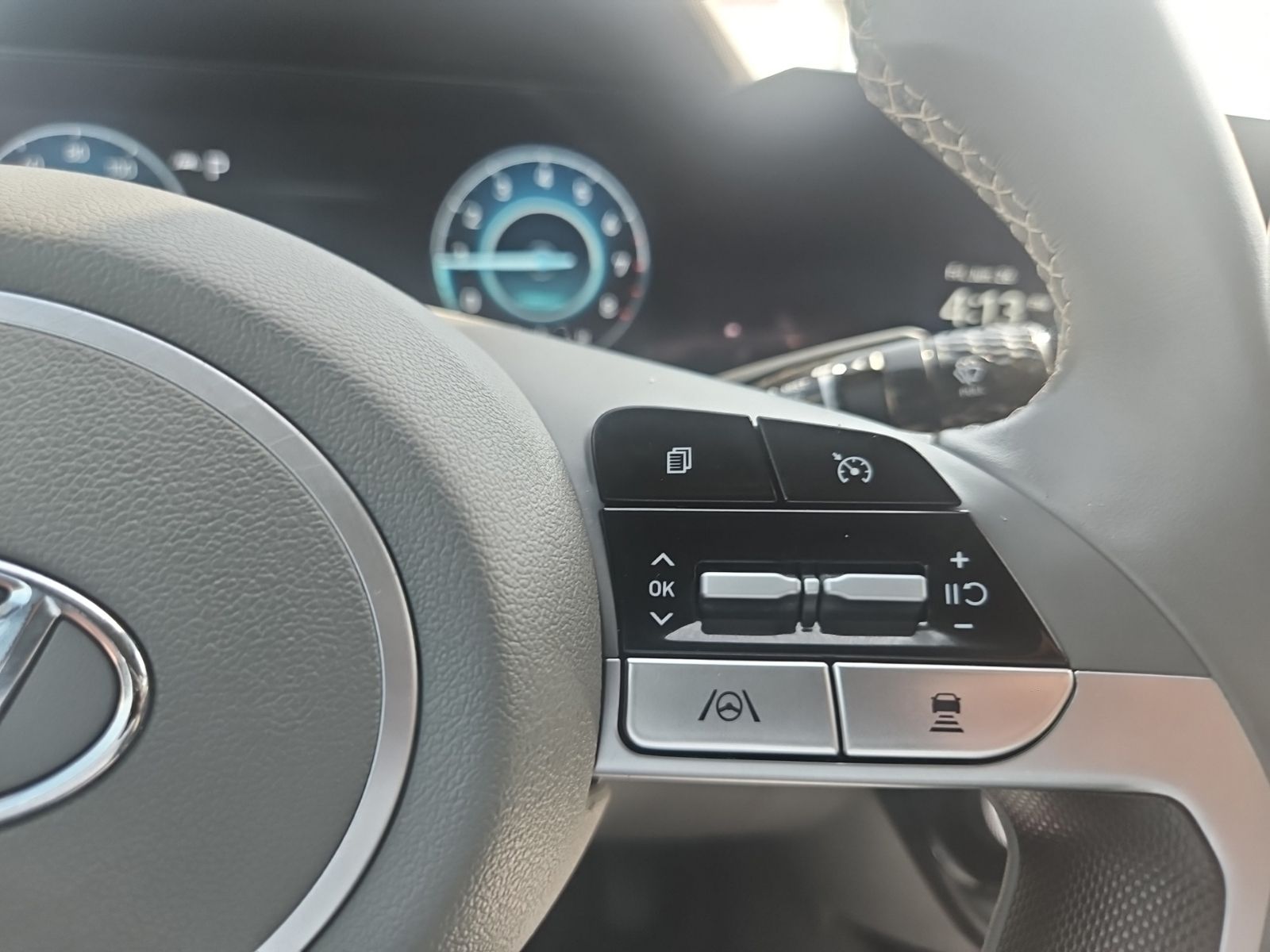 2023 Hyundai Elantra SEL Black at DeMontrond Gulf Freeway