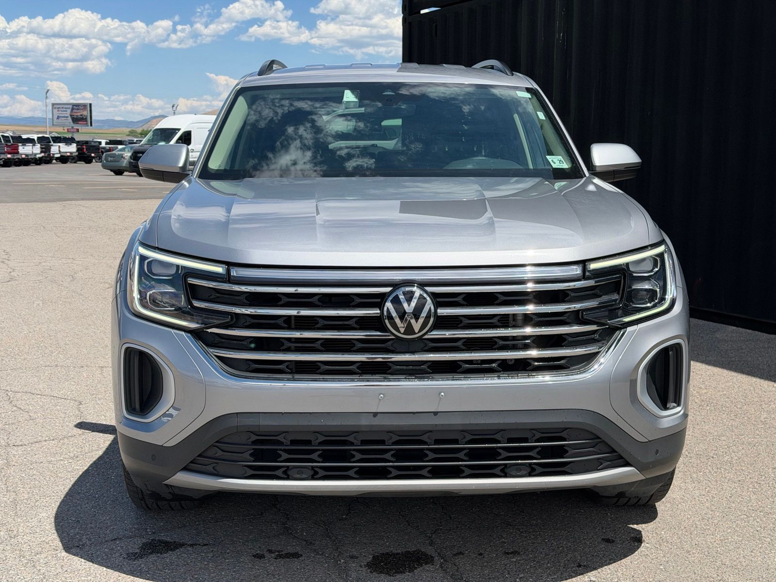 View vehicle photo 2