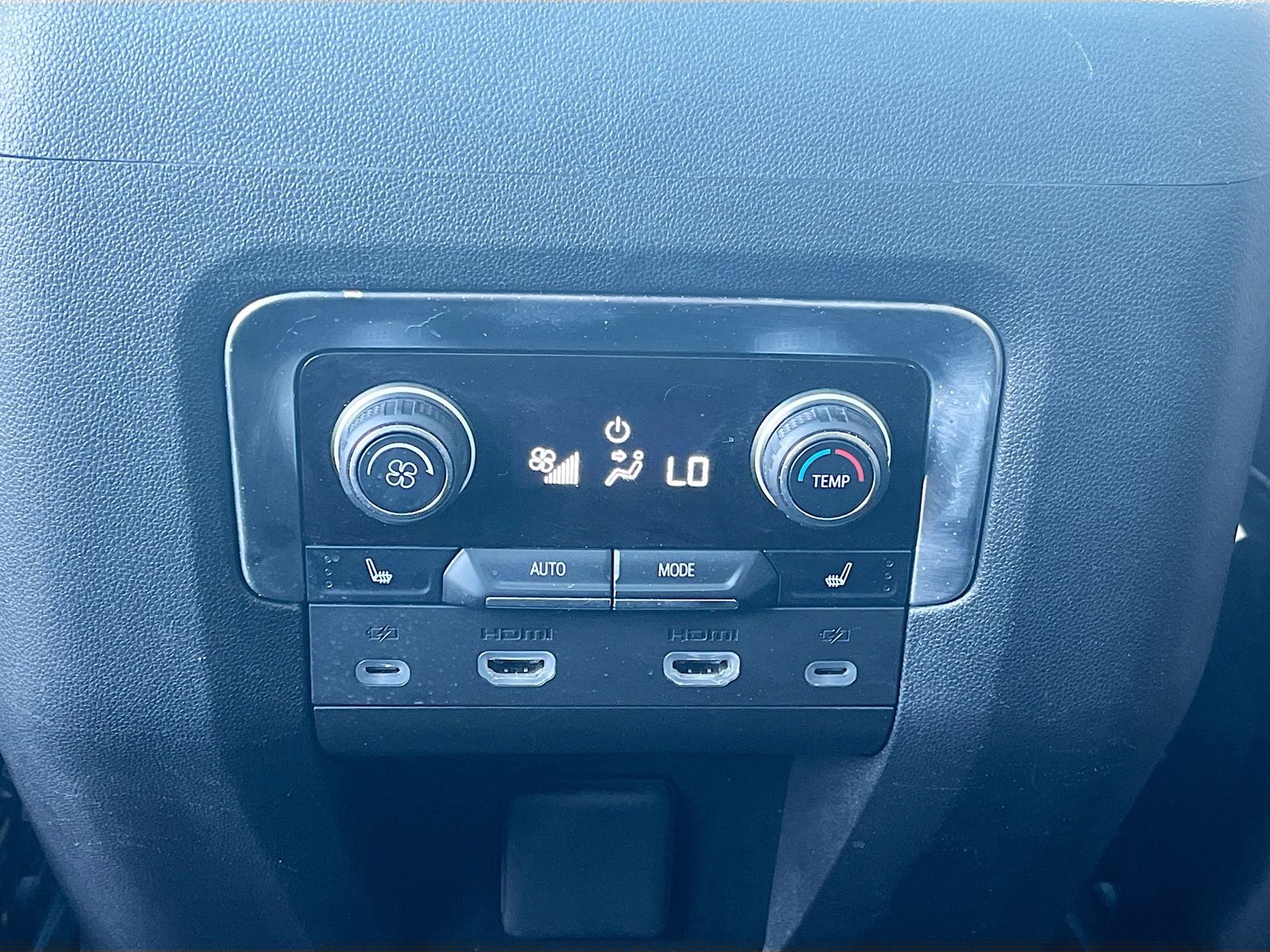Used 2024 Blue Chevrolet Premier image 28