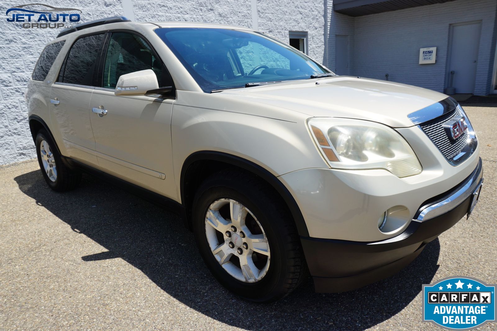 Gold Mist Metallic 2009 GMC Acadia SUV / Crossover All-Wheel Drive 6-Speed Automatic Overdrive