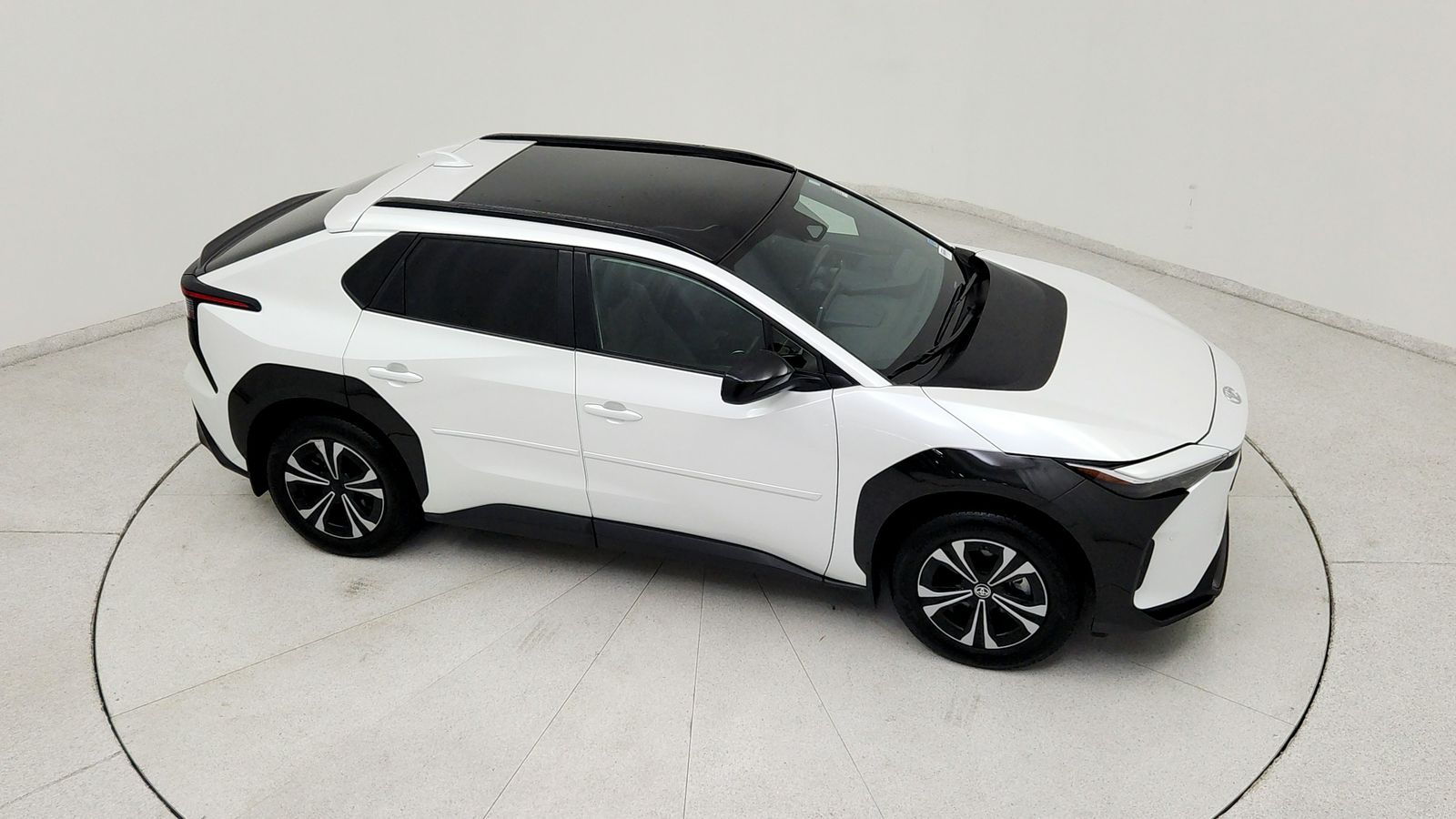 Used 2024 Beige Toyota XLE image 20
