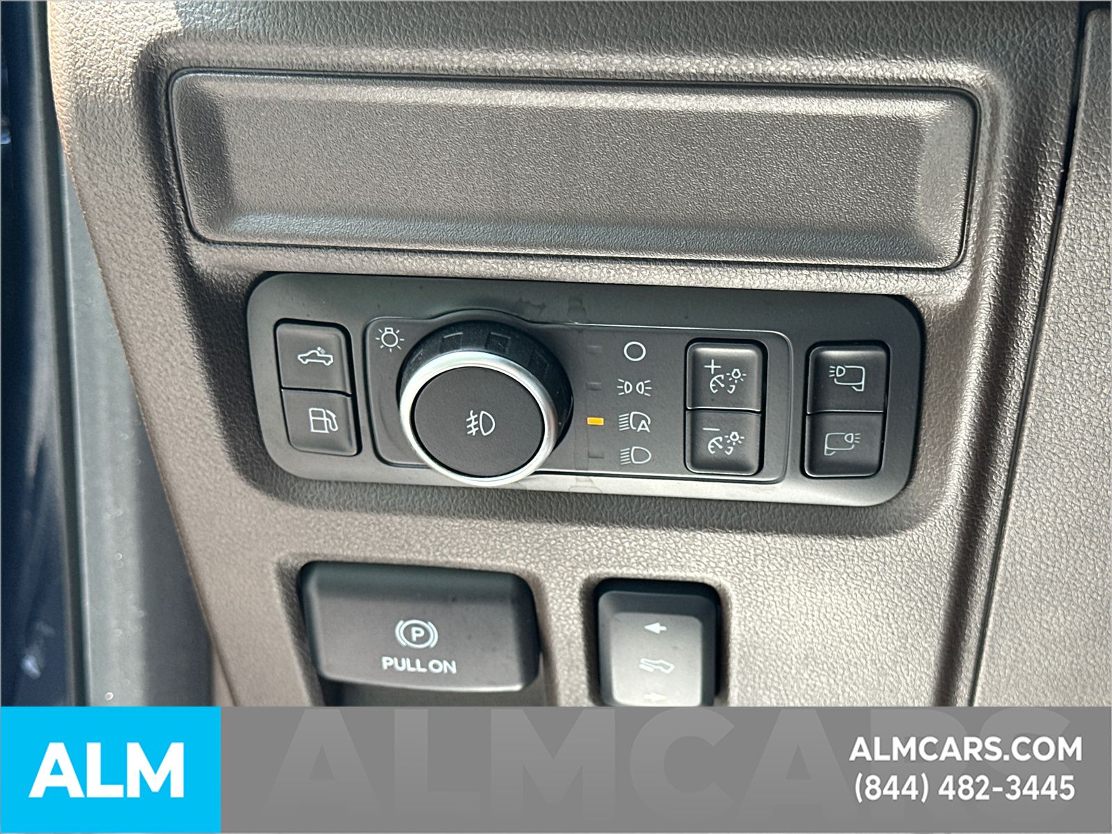 Used 2025 Blue Ford King Ranch image 36