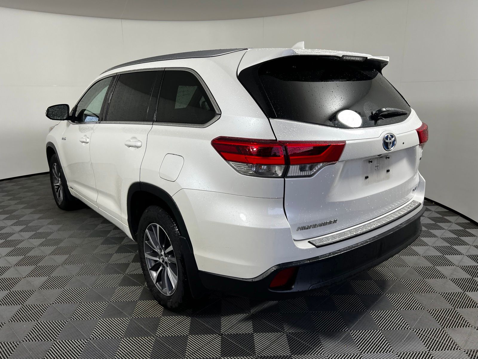 Thumbnail: 2018 Toyota Highlander - 5