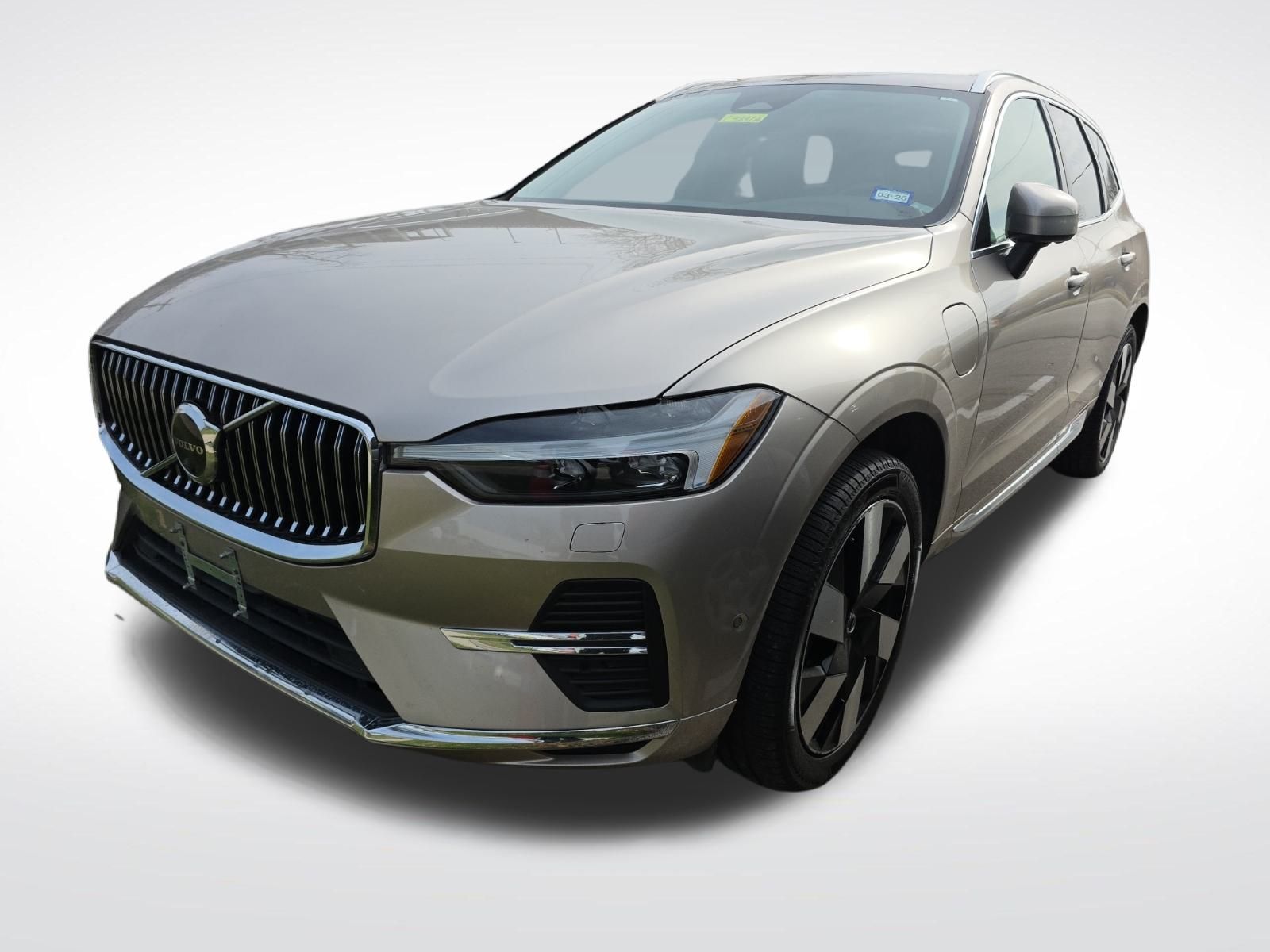 Used Car 2023 Volvo Xc60 Recharge Plug-in Hybrid  T8 Plus Bright Theme For Sale Under $40,000 In Austin, Texas