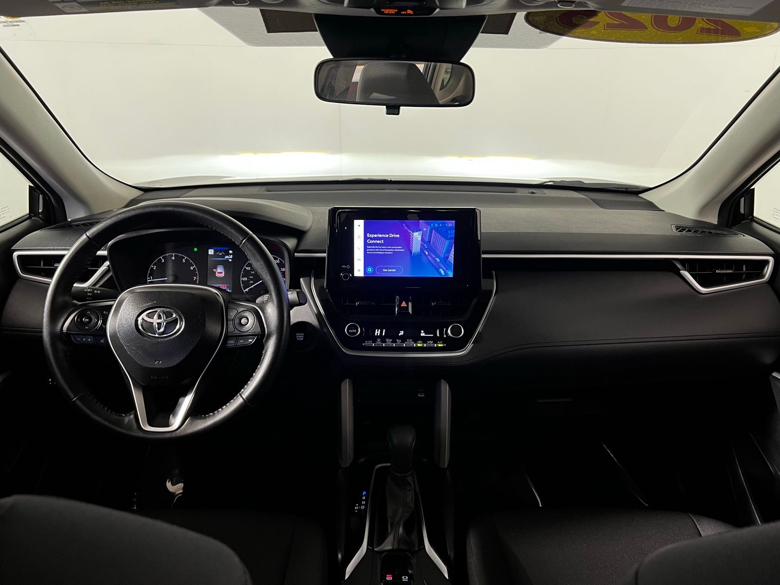 Thumbnail: 2025 Toyota Corolla Cross - 23