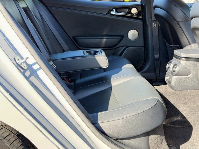 Used 2023 Ceramic White Kia GT-Line image 18