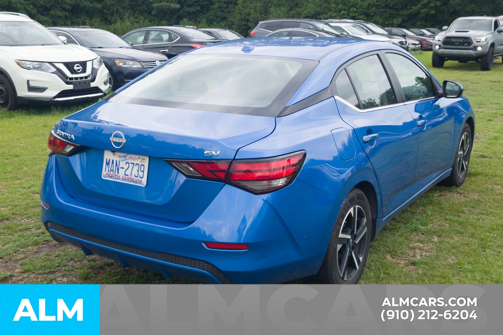 Used 2024 Electric Blue Metallic Nissan SV image 23