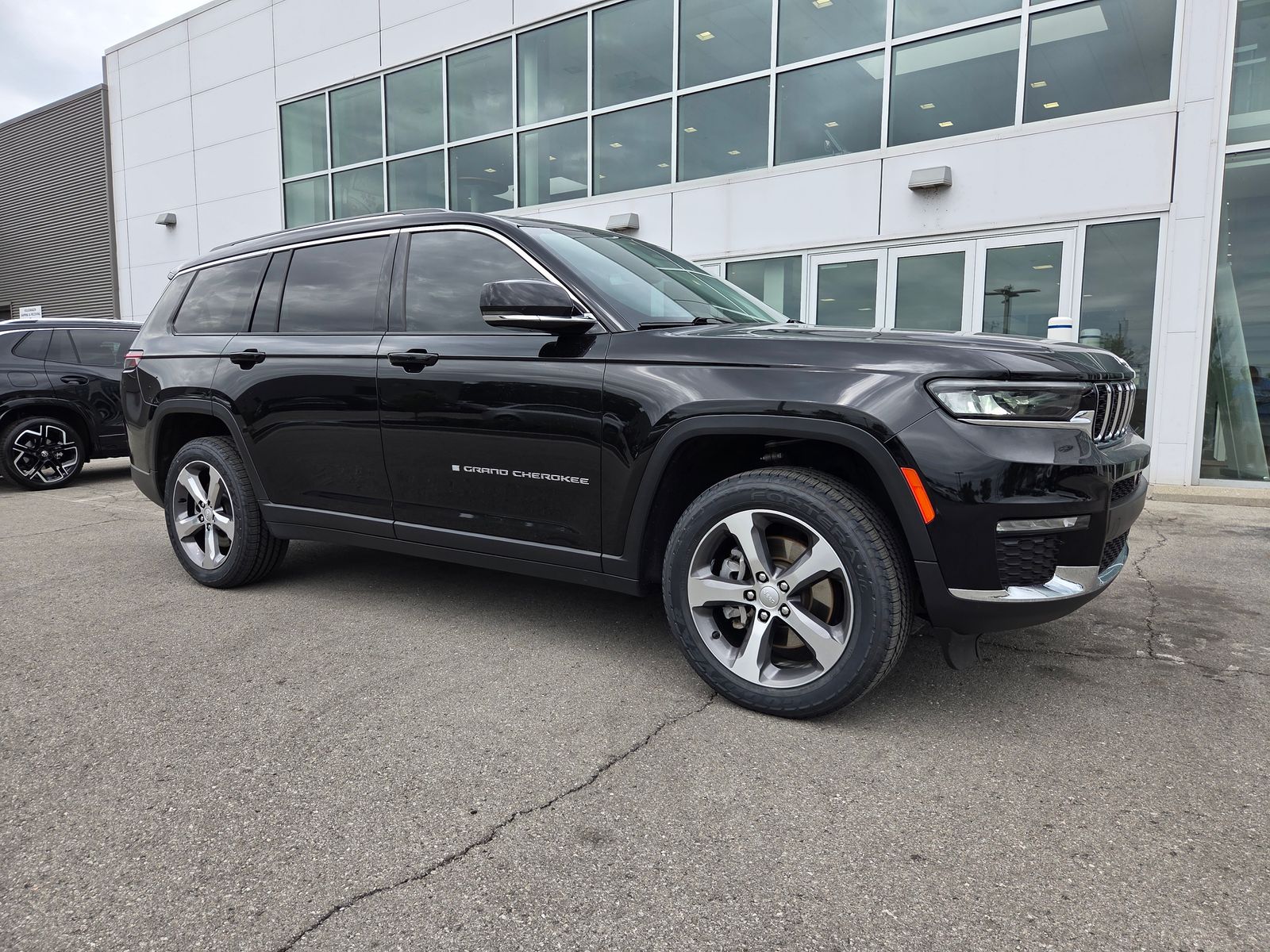 used 2023 Jeep Grand Cherokee L car, priced at $32,250