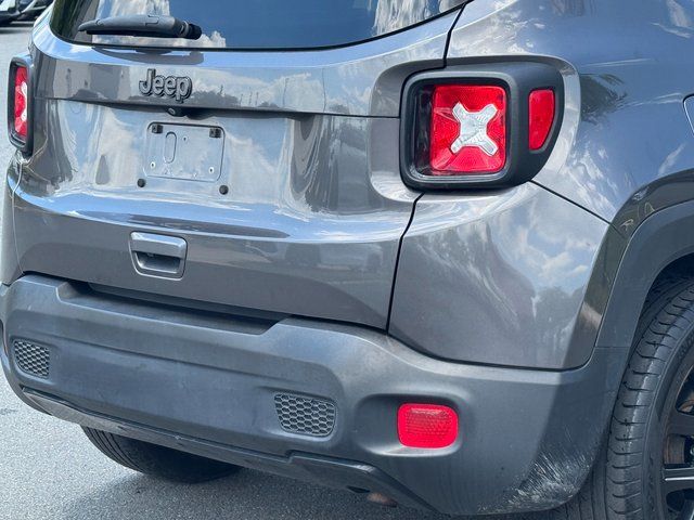 Used 2019 Gray Jeep Latitude image 27
