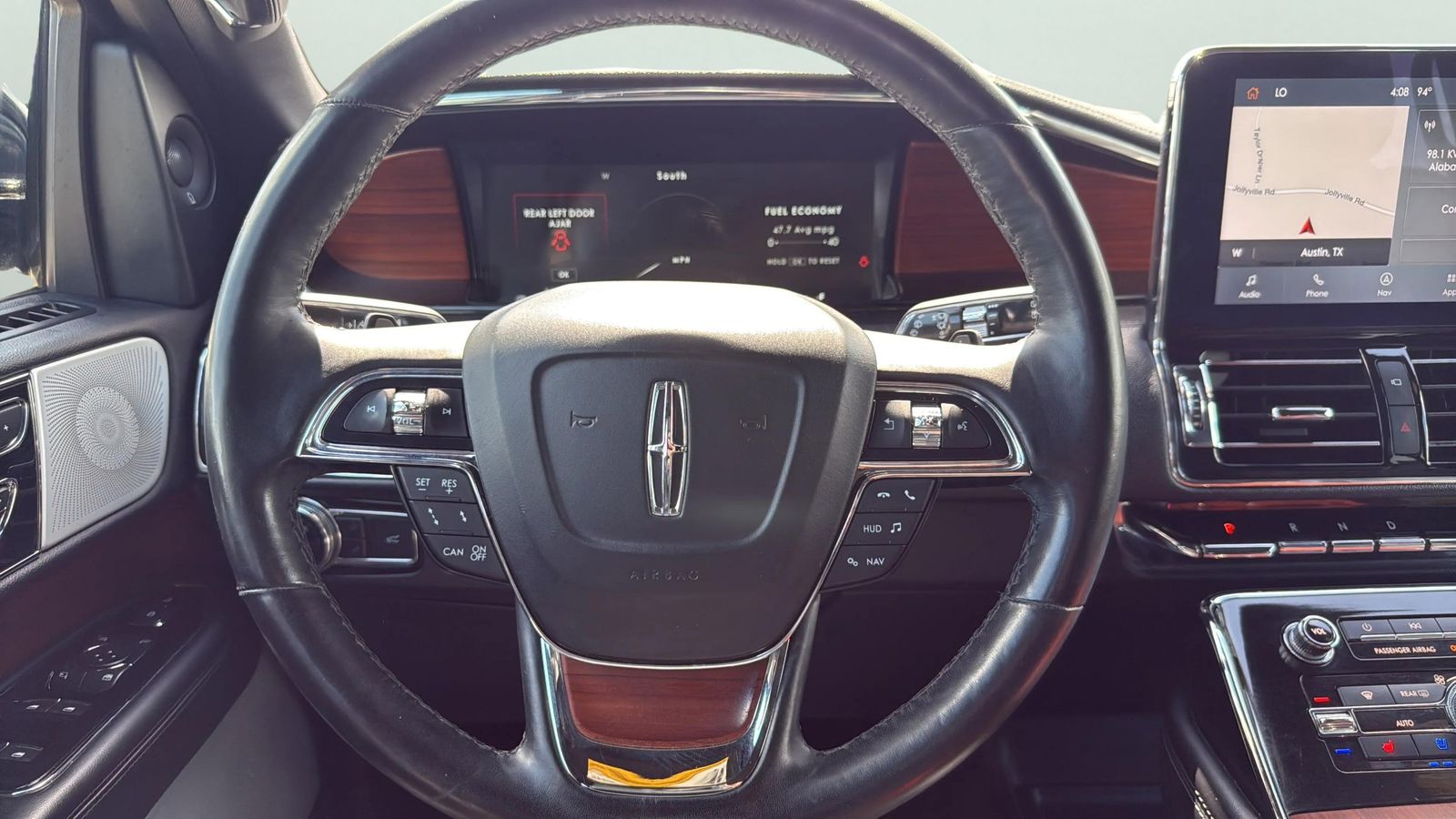 Used Car 2020 Lincoln Navigator  Reserve For Sale Under $40,000 In Austin, Texas