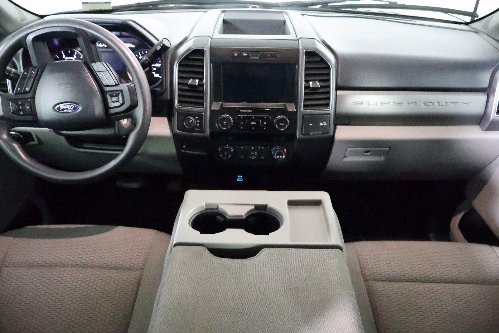 2022 Ford F-350SD XLT photo