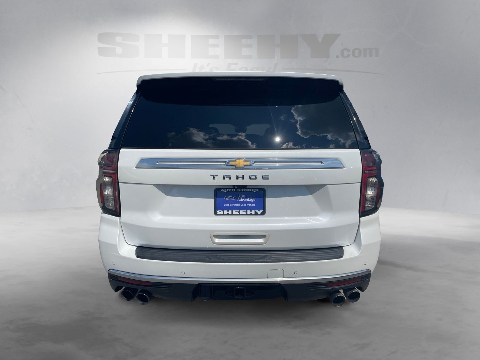 Used 2021 Pearl Chevrolet High Country image 13