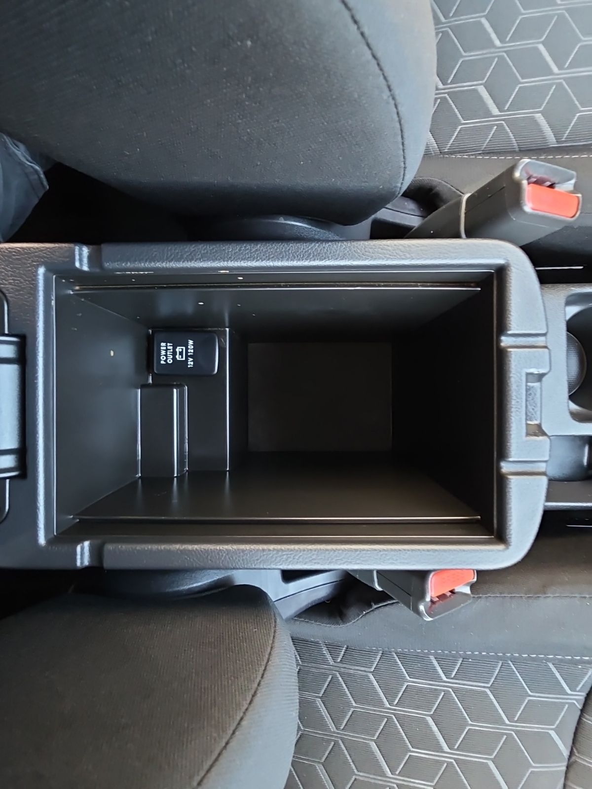 Used 2024  Mitsubishi 2.0 ES image 34