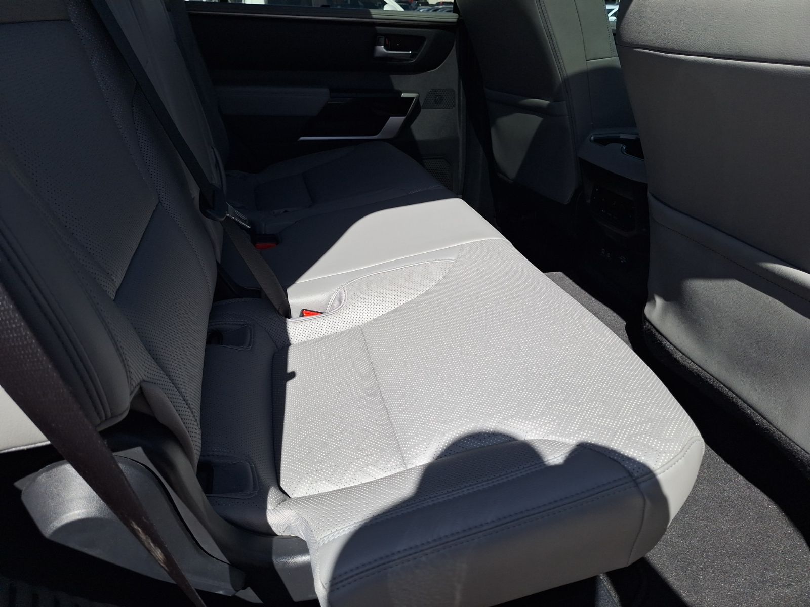 car-gallery-32