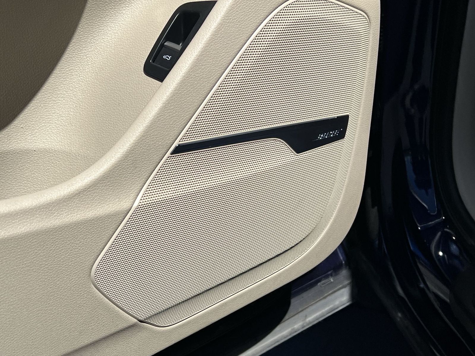 used 2019 Audi Q7 car, priced at $18,076