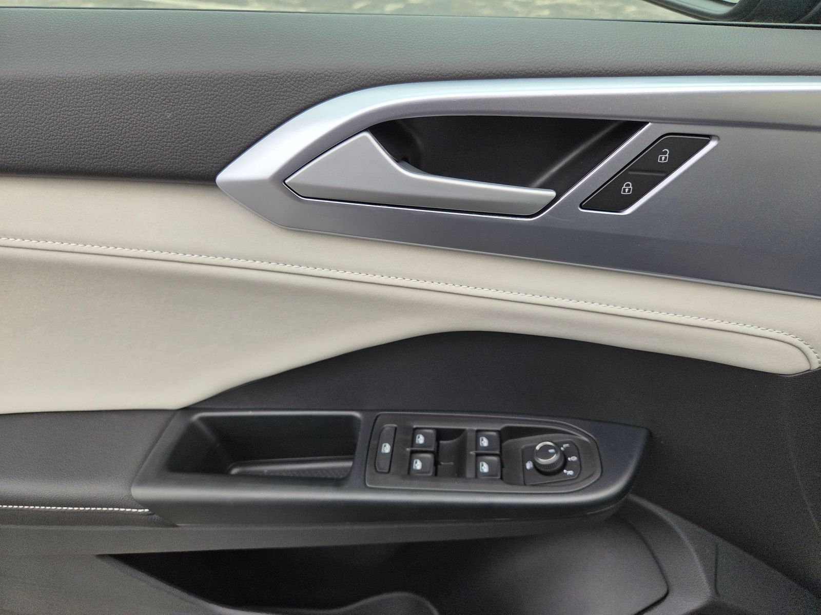 new 2026 Volkswagen Taos car, priced at $33,252