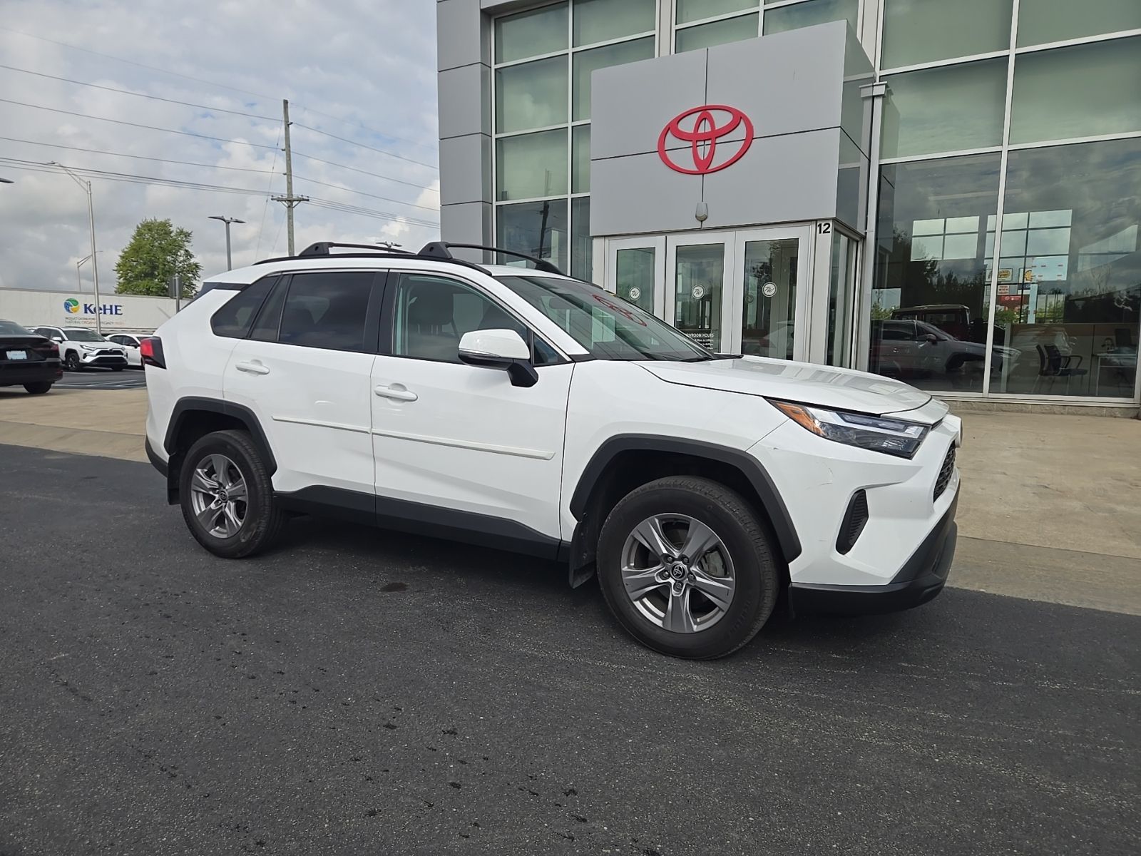 2024 Toyota RAV4 XLE