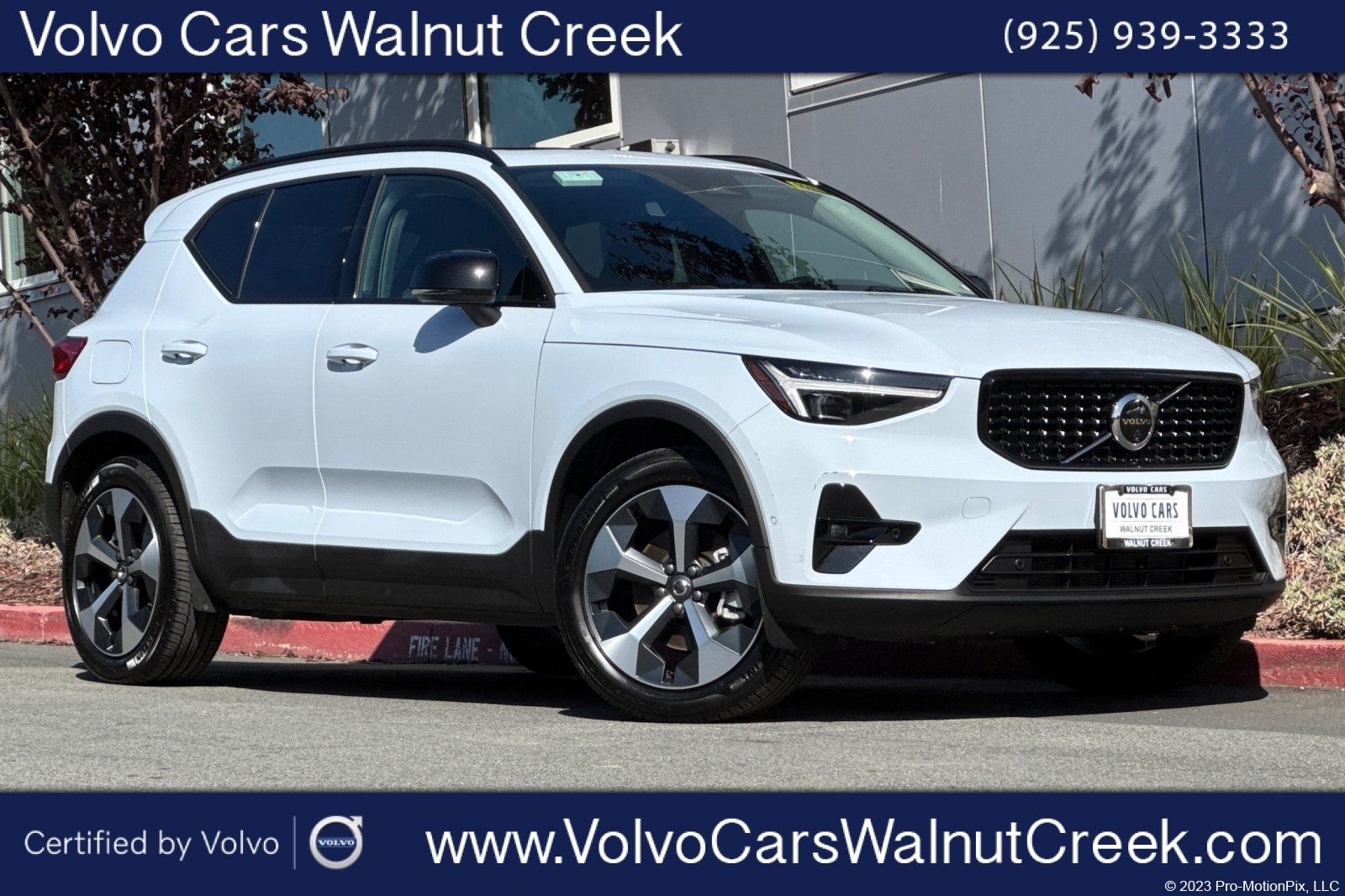 Cloud Blue 2026 Volvo XC40 SUV / Crossover All-Wheel Drive Automatic