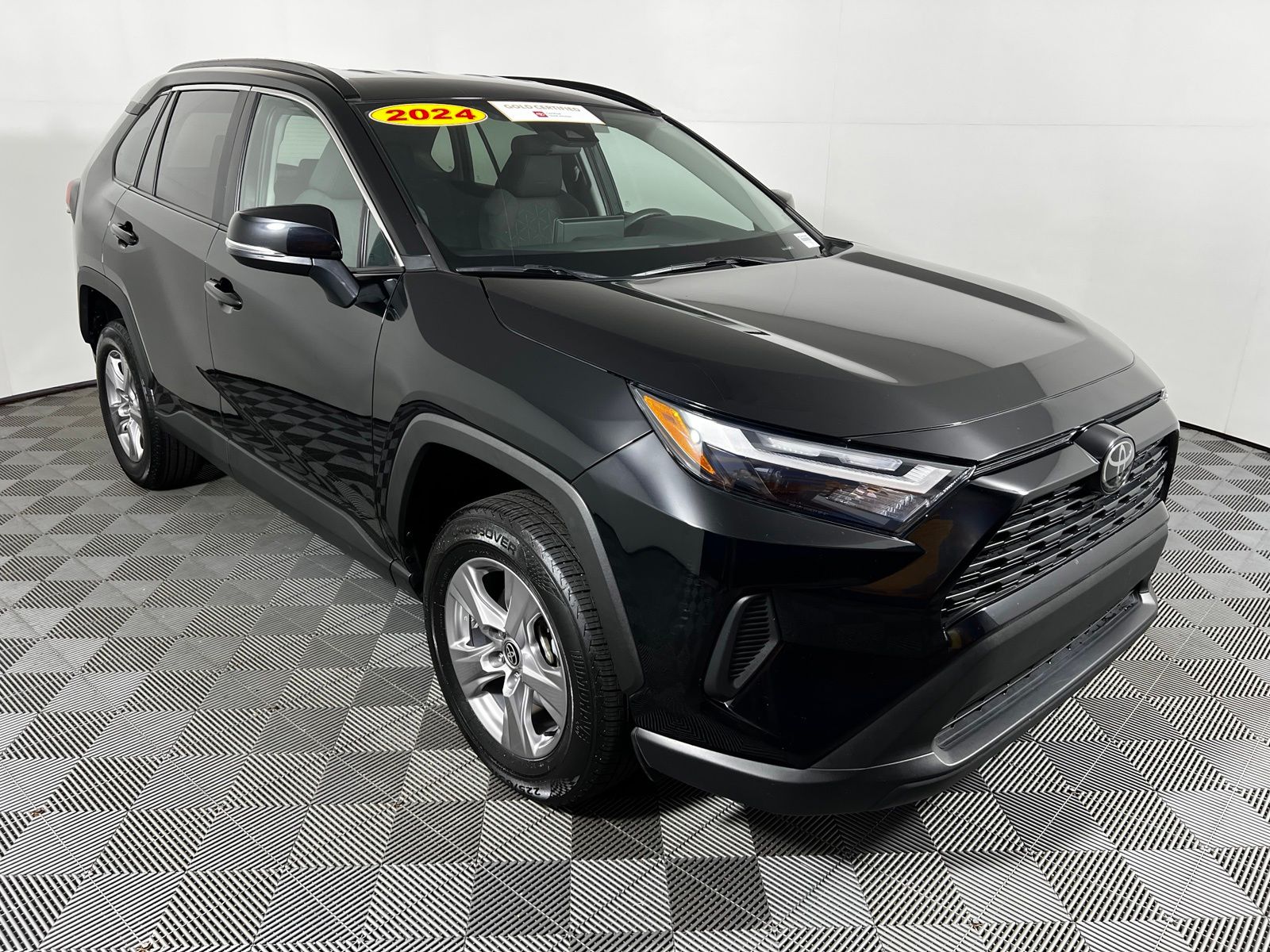 Thumbnail: 2024 Toyota RAV4 - 3