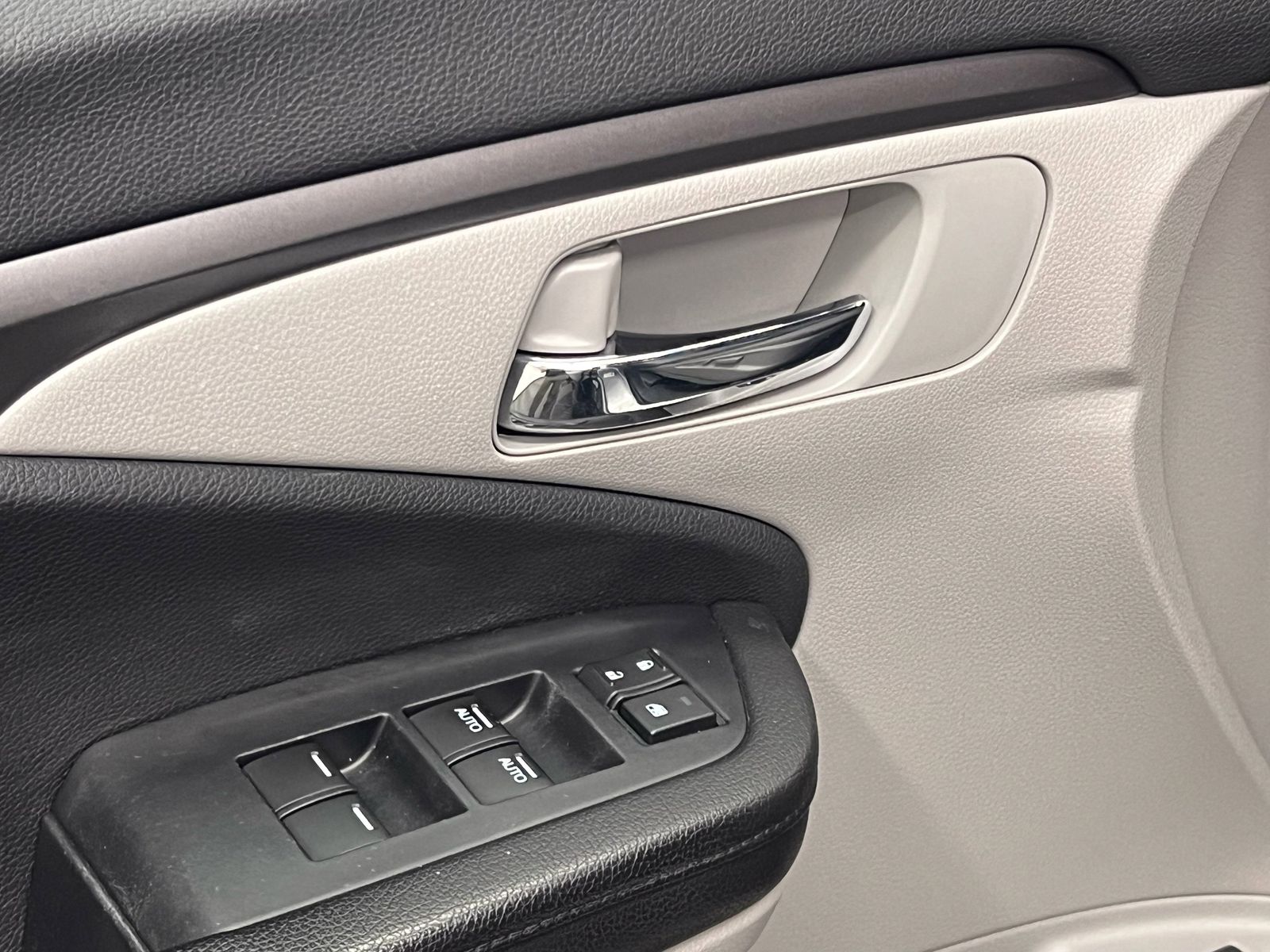 used 2016 Honda Pilot car, priced at $16,788