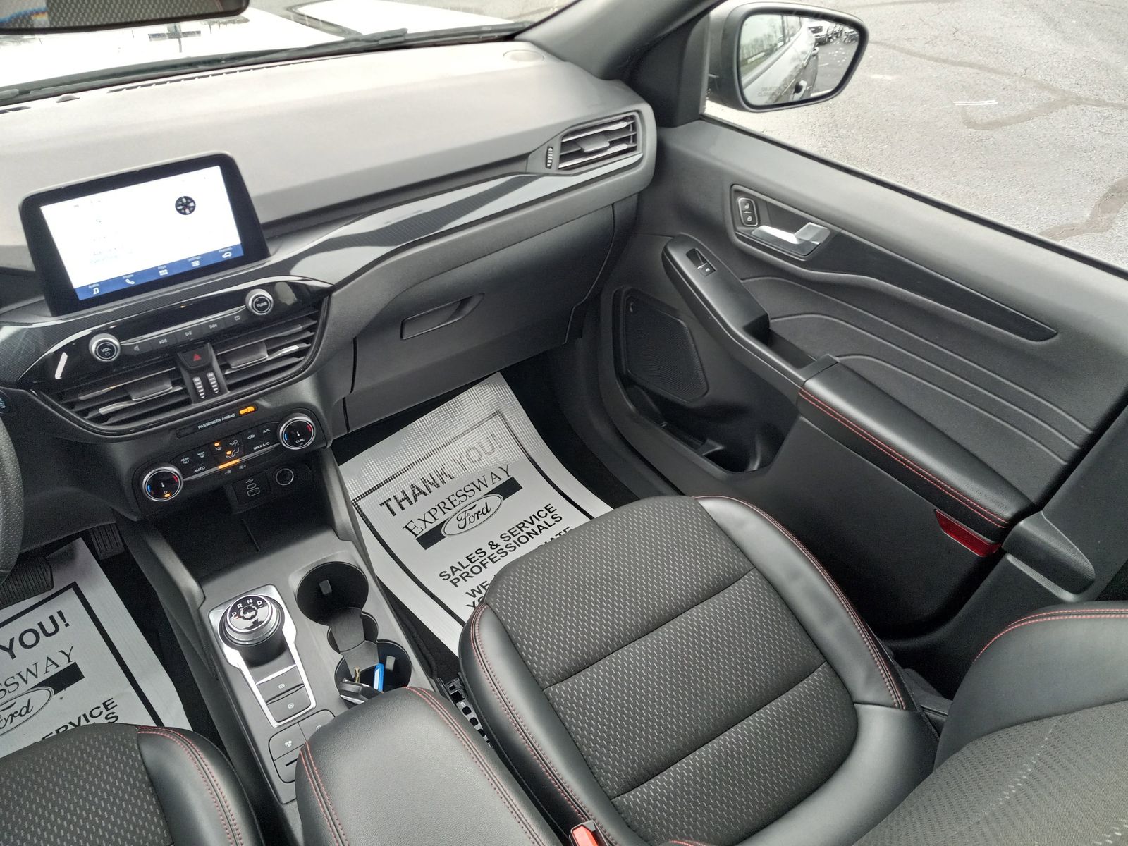 2025 Ford Escape image 17
