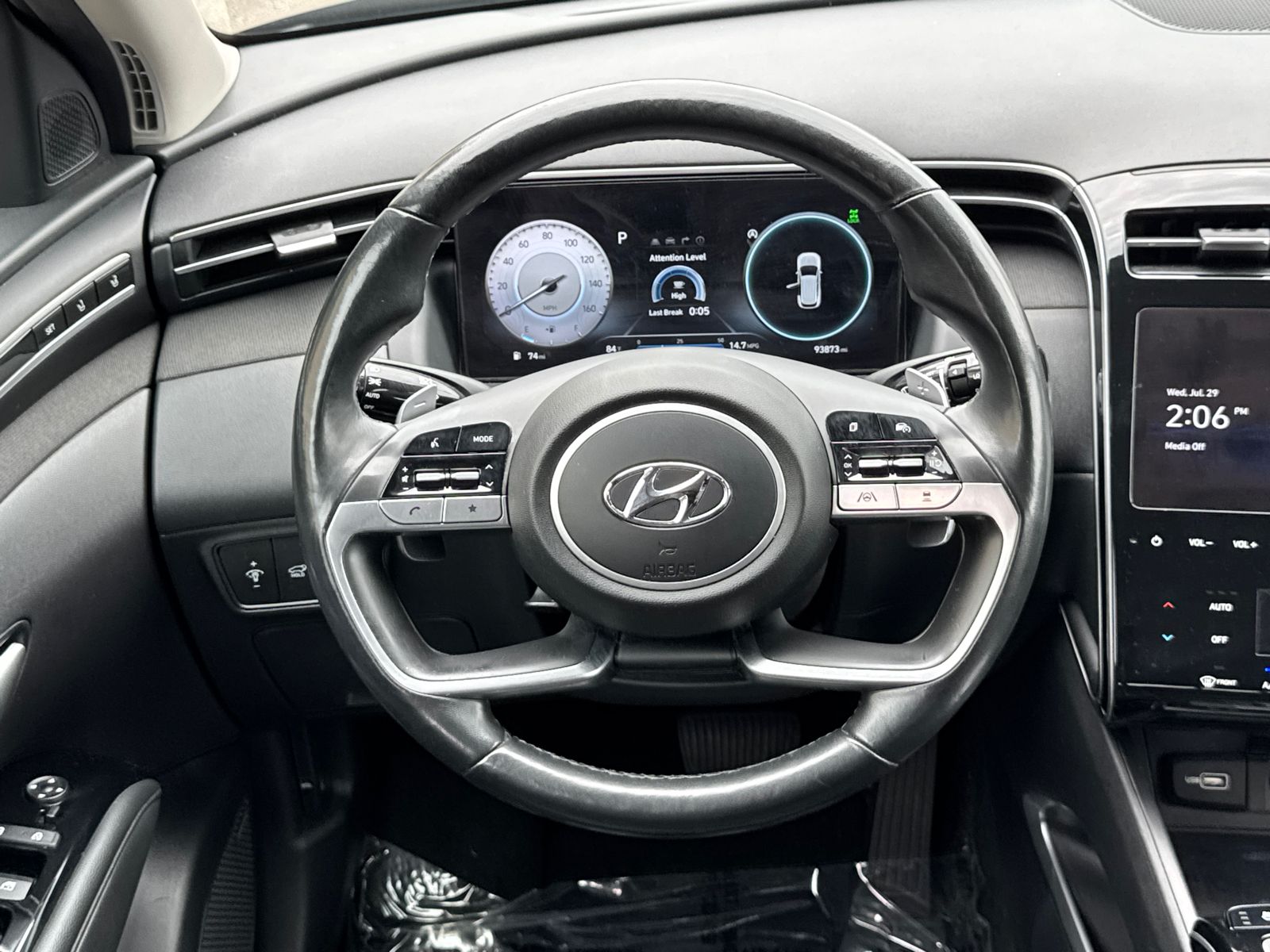 Used 2022 Black Hyundai Limited image 24