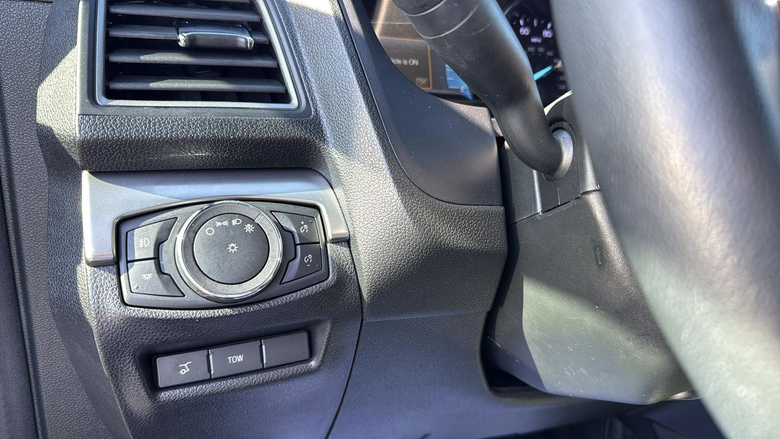 Used Car 2018 Ford Explorer  Xlt For Sale Under $20,000 In Austin, Texas