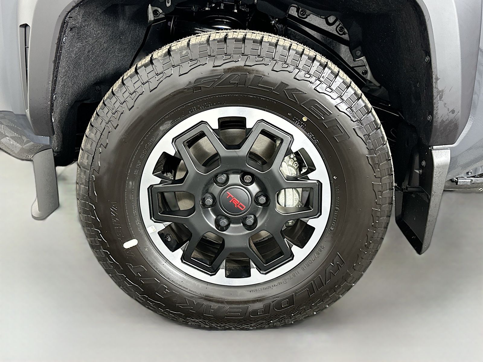 2025 Toyota Tacoma TRD Off Road - Photo 32
