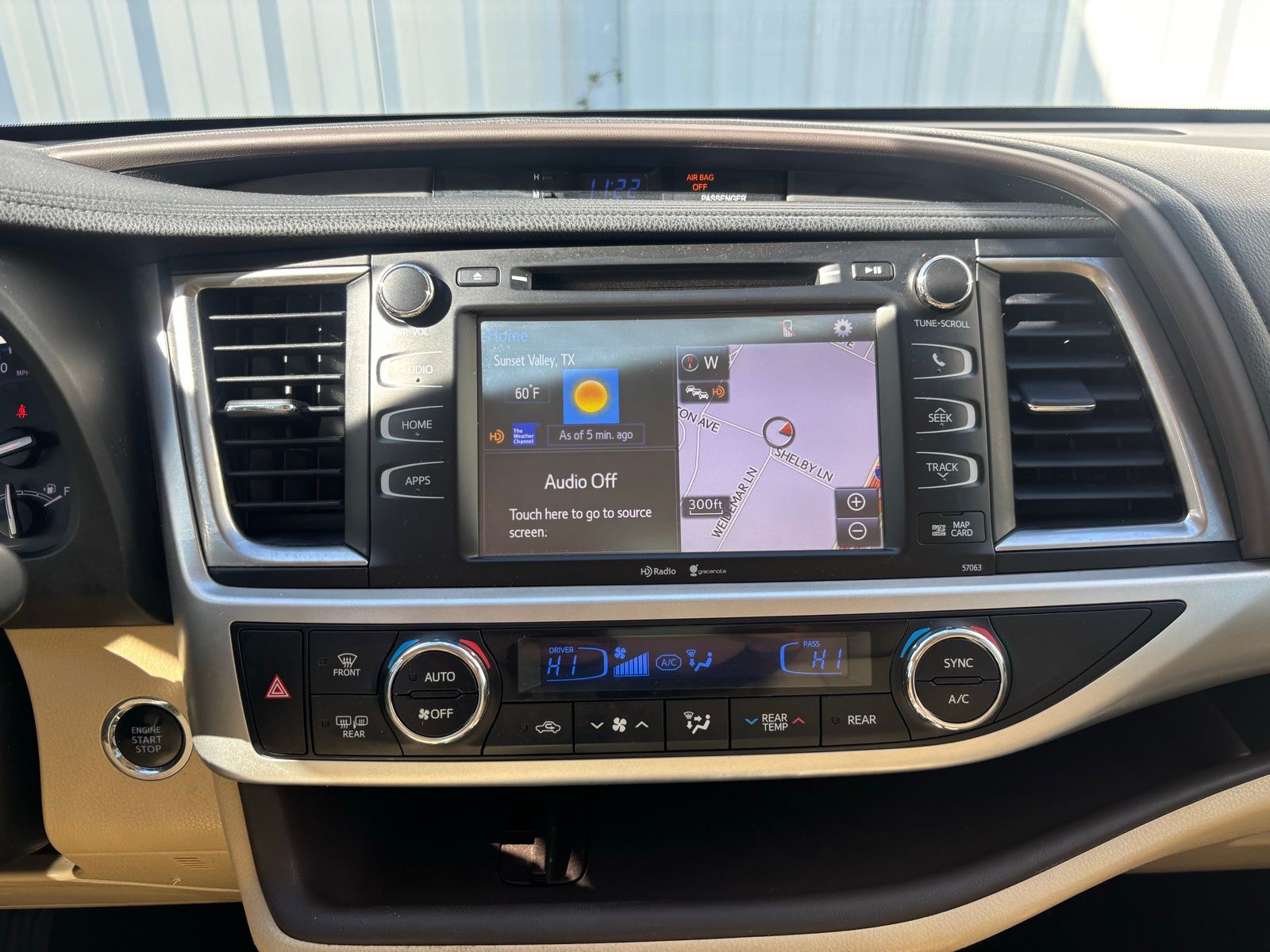 Used Car 2015 Toyota Highlander  Xle V6 For Sale Under $20,000 In Austin, Texas