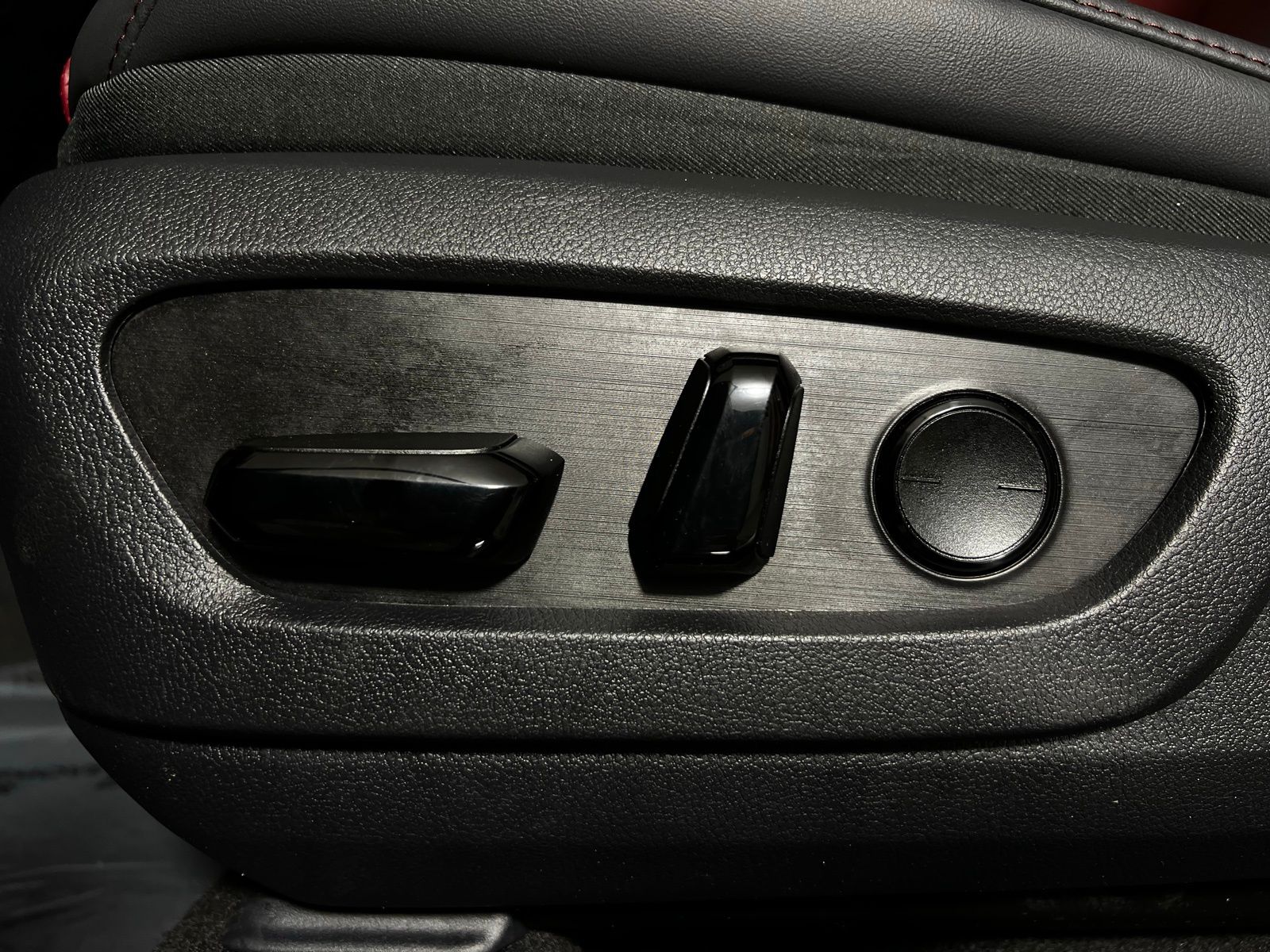 Thumbnail: 2024 Lexus RX - 14