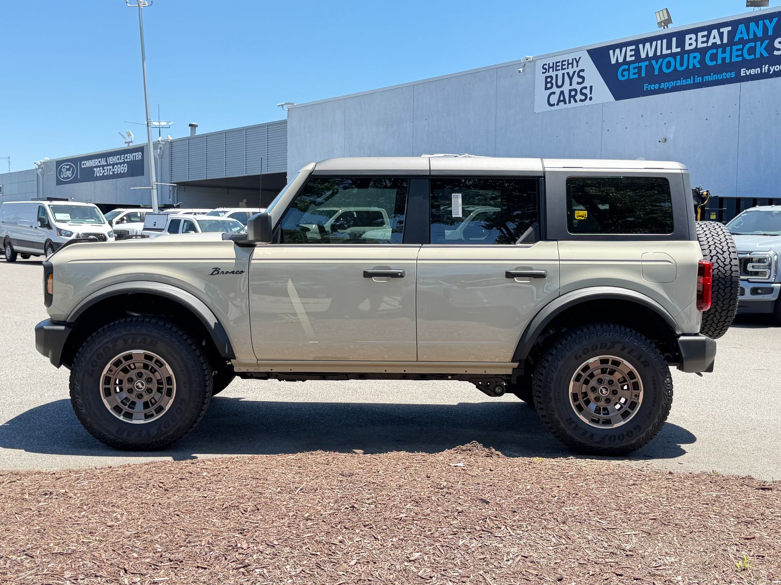 New 2026 Desert Sand Ford BRONZE SINISTER PACKAGE image 3