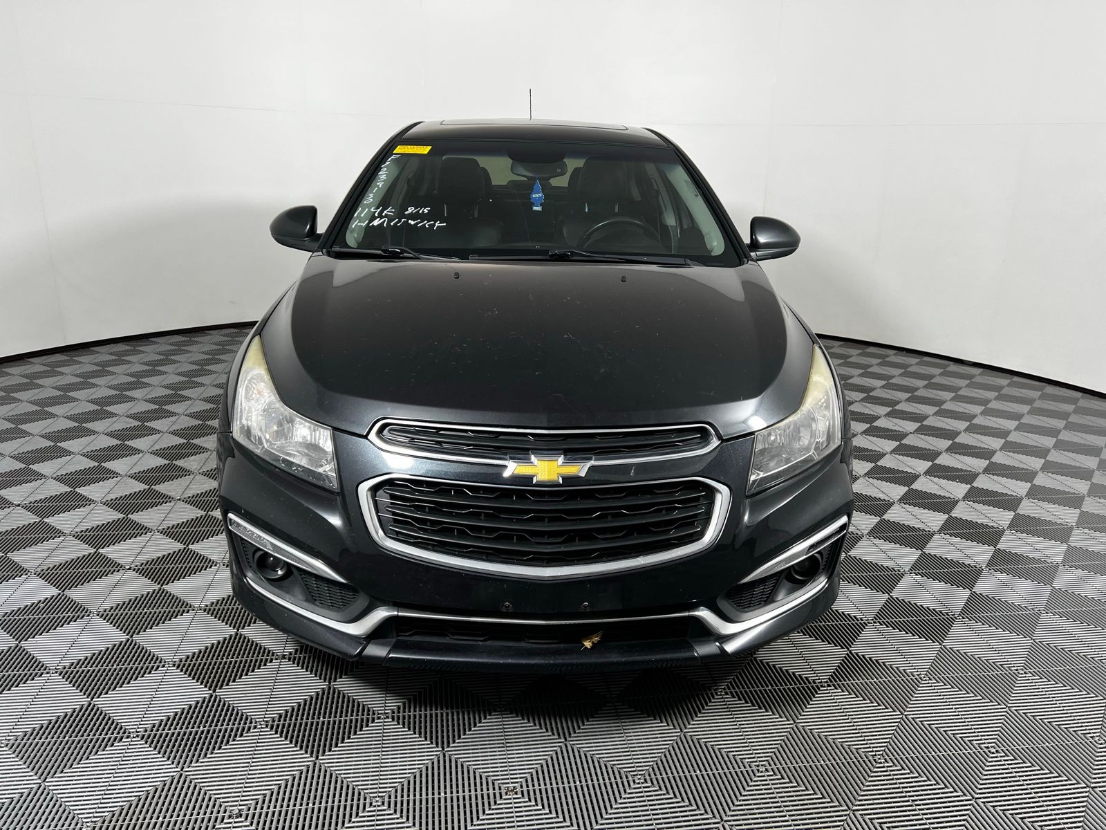 Thumbnail: 2015 Chevrolet Cruze - 2