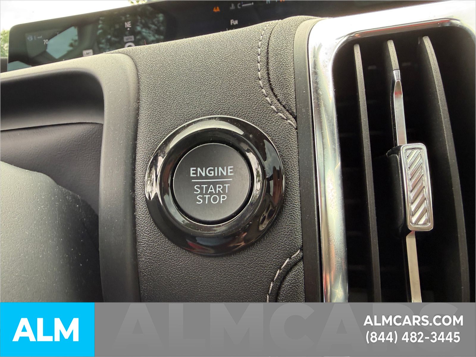 Used 2025 White Ford Platinum image 22