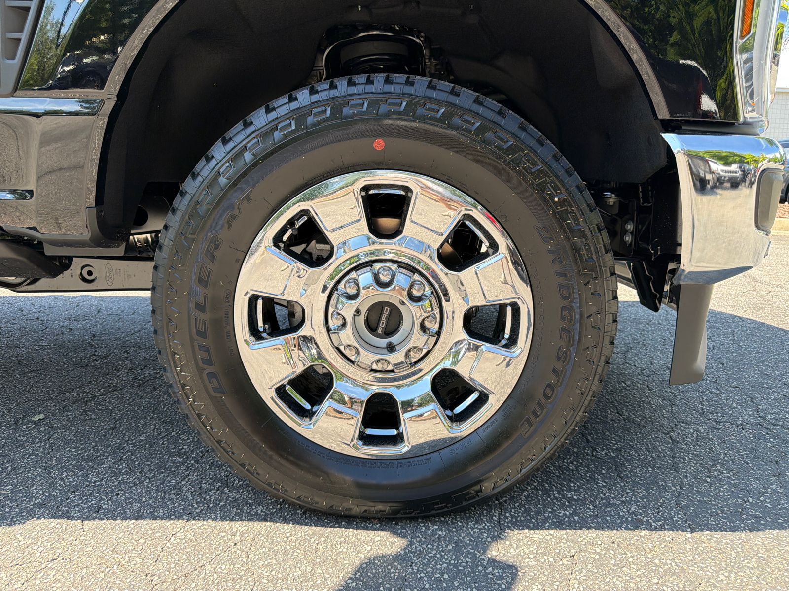 New 2026 Agate Black Metallic Ford F-350® Lariat® image 13
